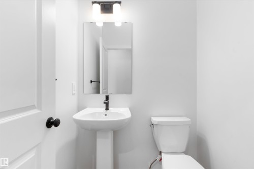 18808 29 Avenue Nw, Edmonton, AB - Indoor Photo Showing Bathroom