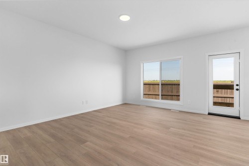 18808 29 Avenue Nw, Edmonton, AB - Indoor Photo Showing Other Room
