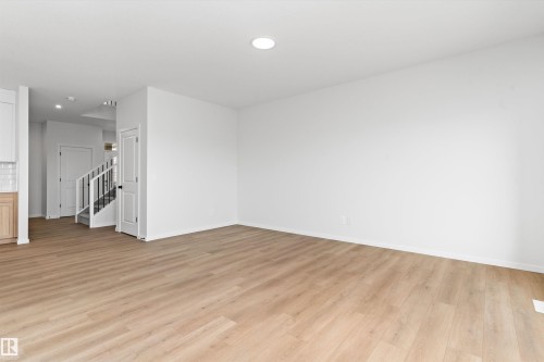 18808 29 Avenue Nw, Edmonton, AB - Indoor Photo Showing Other Room