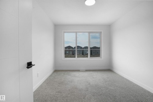 955 Elderberry Landing Nw, Edmonton, AB - Indoor Photo Showing Other Room