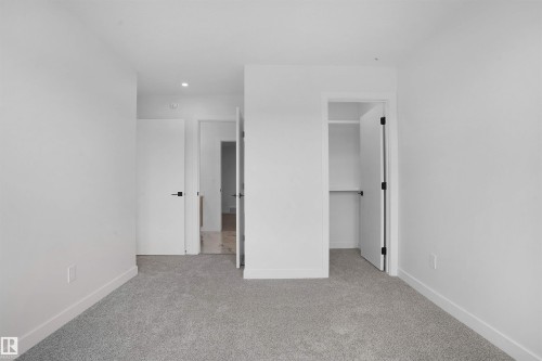 955 Elderberry Landing Nw, Edmonton, AB - Indoor Photo Showing Other Room