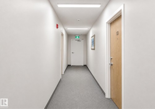 #10 5011 Pine Dr, Cherry Grove, AB - Indoor Photo Showing Other Room
