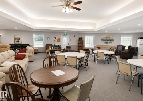 #10 5011 Pine Dr, Cherry Grove, AB - Indoor Photo Showing Dining Room