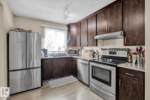 8314 182 Street Nw, Edmonton, AB - Indoor Photo Showing Kitchen
