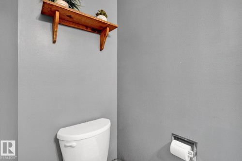 8314 182 Street Nw, Edmonton, AB - Indoor Photo Showing Bathroom
