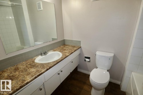 #D 4432 47 St, Leduc, AB - Indoor Photo Showing Bathroom