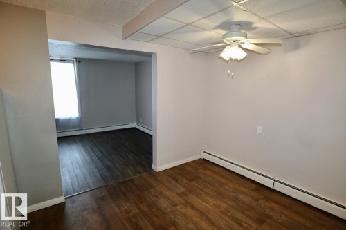#D 4432 47 St, Leduc, AB - Indoor Photo Showing Other Room