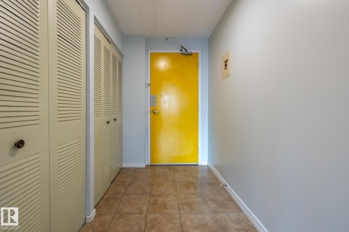 #703 10175 109 St Nw, Edmonton, AB - Indoor Photo Showing Other Room