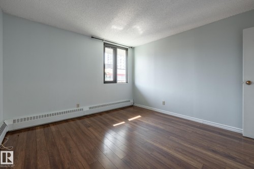 #703 10175 109 St Nw, Edmonton, AB - Indoor Photo Showing Other Room