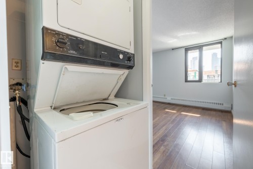 #703 10175 109 St Nw, Edmonton, AB - Indoor Photo Showing Laundry Room