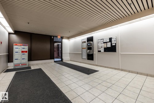 #703 10175 109 St Nw, Edmonton, AB -  Photo Showing Other Room