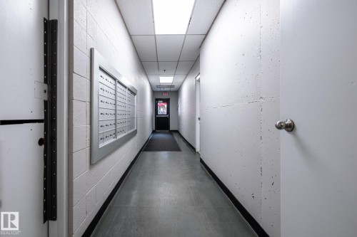 #703 10175 109 St Nw, Edmonton, AB - Indoor Photo Showing Other Room