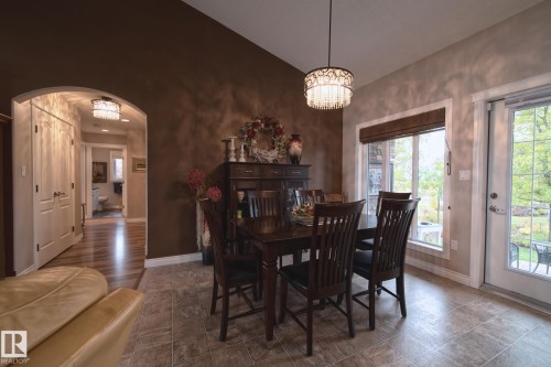 451066 Range Road 73, Rural Wainwright M.D., AB - Indoor Photo Showing Dining Room