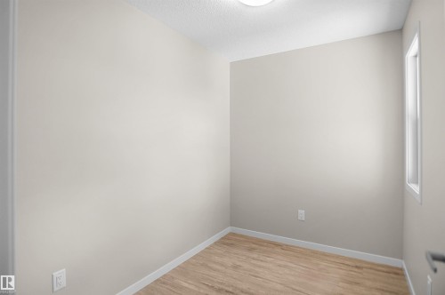 17639 120 Street Nw, Edmonton, AB - Indoor Photo Showing Other Room