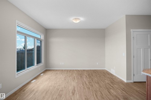 17639 120 Street Nw, Edmonton, AB - Indoor Photo Showing Other Room