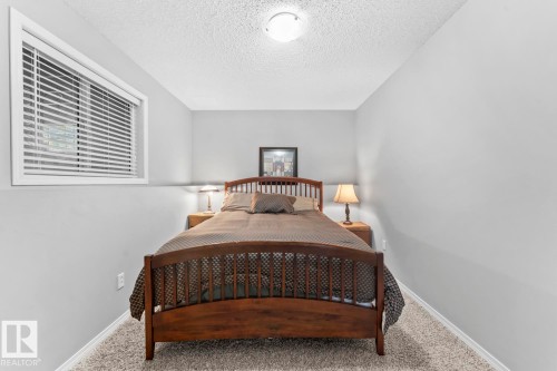 1303 5 Avenue, Cold Lake, AB - Indoor Photo Showing Bedroom