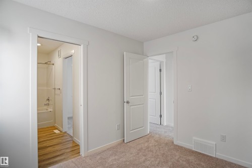 17 Edgewater Close, Spruce Grove, AB - Indoor Photo Showing Other Room