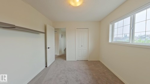 524 90 Street Southwest, Edmonton, AB - Indoor Photo Showing Other Room