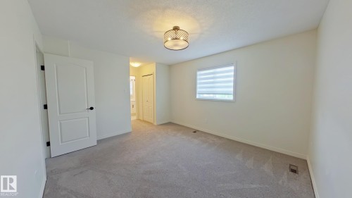 524 90 Street Southwest, Edmonton, AB - Indoor Photo Showing Other Room