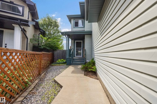 214 Hyndman Crescent Nw, Edmonton, AB - Outdoor