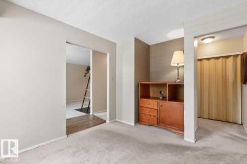 #31 2115 118 St Nw, Edmonton, AB - Indoor