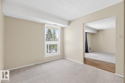 #31 2115 118 St Nw, Edmonton, AB - Indoor Photo Showing Other Room