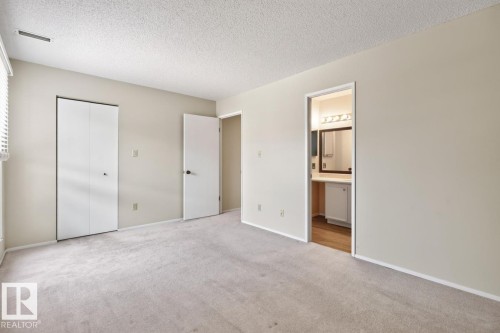 #31 2115 118 St Nw, Edmonton, AB - Indoor Photo Showing Other Room