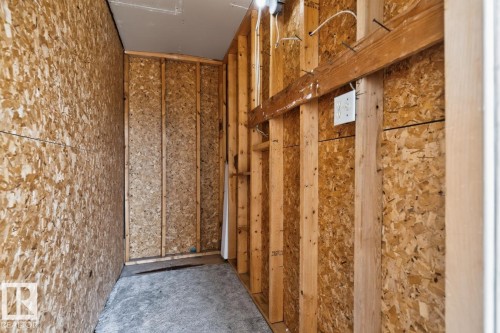 #31 2115 118 St Nw, Edmonton, AB - Indoor Photo Showing Other Room