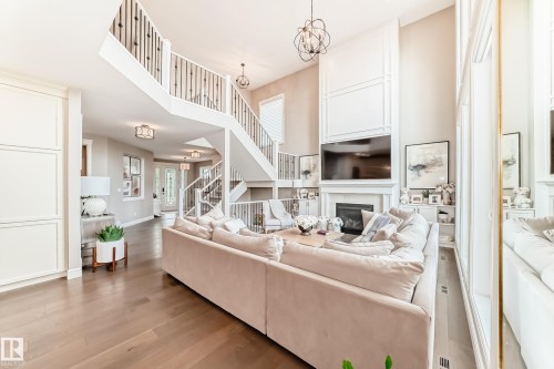 9034 24 Ave Sw, Edmonton, AB - Indoor