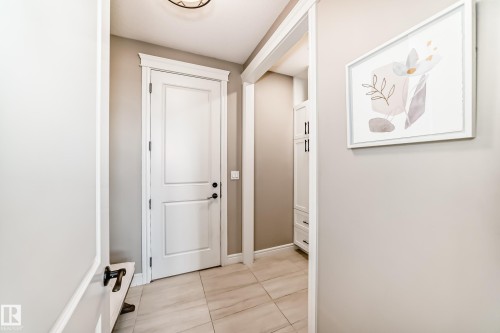 9034 24 Ave Sw, Edmonton, AB - Indoor Photo Showing Other Room