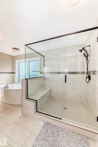 9034 24 Ave Sw, Edmonton, AB - Indoor With Storage
