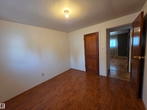 4812 48 Avenue, Cold Lake, AB - Indoor Photo Showing Other Room