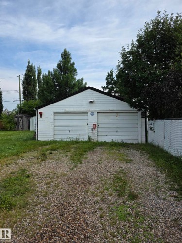 4812 48 Avenue, Cold Lake, AB - Outdoor