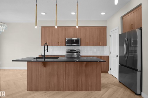 8523 Mayday Run Sw, Edmonton, AB - Indoor Photo Showing Kitchen