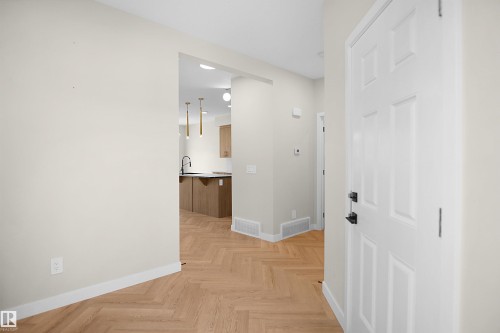 8523 Mayday Run Sw, Edmonton, AB - Indoor Photo Showing Other Room