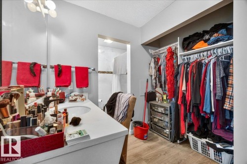 #406 5125 Riverbend Rd Nw, Edmonton, AB - Indoor Photo Showing Other Room