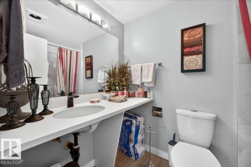 #406 5125 Riverbend Rd Nw, Edmonton, AB - Indoor Photo Showing Bathroom