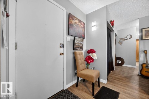 #406 5125 Riverbend Rd Nw, Edmonton, AB - Indoor Photo Showing Other Room
