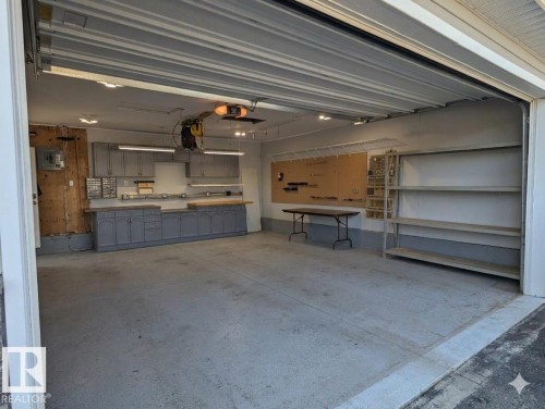 13216 117 Street Nw, Edmonton, AB -  Photo Showing Garage