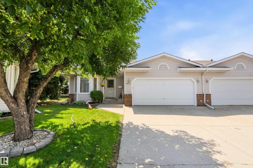 4823 32 Avenue Nw, Edmonton, AB - Outdoor With Facade