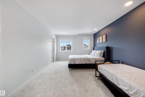 8125 226A Street Nw, Edmonton, AB - Indoor Photo Showing Bedroom