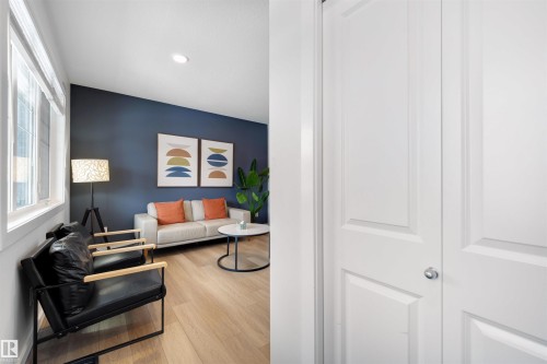 8125 226A Street Nw, Edmonton, AB - Indoor Photo Showing Other Room