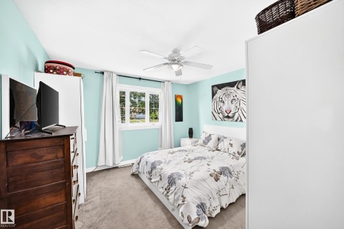 9911 163 Street Nw, Edmonton, AB - Indoor Photo Showing Bedroom