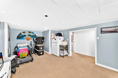 9911 163 Street Nw, Edmonton, AB - Indoor