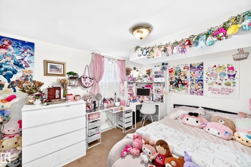9911 163 Street Nw, Edmonton, AB - Indoor Photo Showing Bedroom