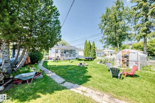 9911 163 Street Nw, Edmonton, AB - Outdoor