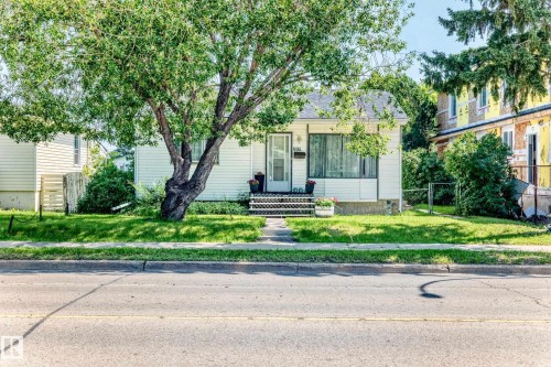 9911 163 Street Nw, Edmonton, AB - Outdoor