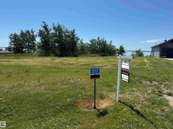 217 Lakeview Drive  Rural Camrose County, AB T0B 0H3