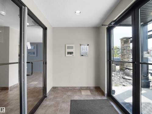 215 3357 16A Avenue, Edmonton, AB - Indoor Photo Showing Other Room