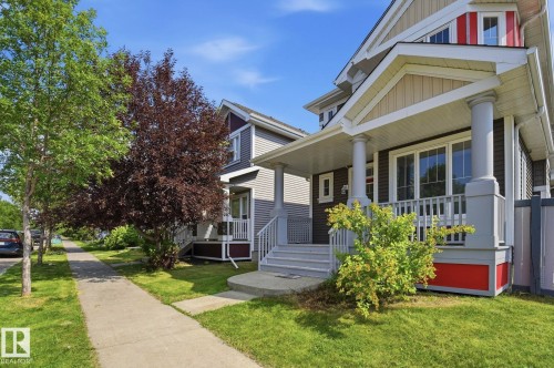 7043 22 Avenue Sw, Edmonton, AB - Outdoor With Facade
